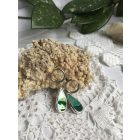 Irizáló, zöld csepp fülbevaló