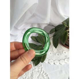 Zöld sörösüveg hajdísz