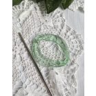 Világöszöld borosüveg hajdísz