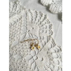 Kisvirág margaréta fülbevaló, akasztós